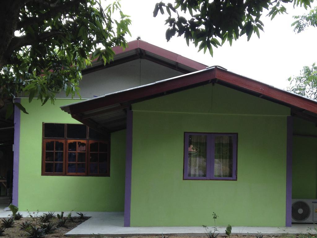 Areeya Resort Watthana Nakhon Экстерьер фото