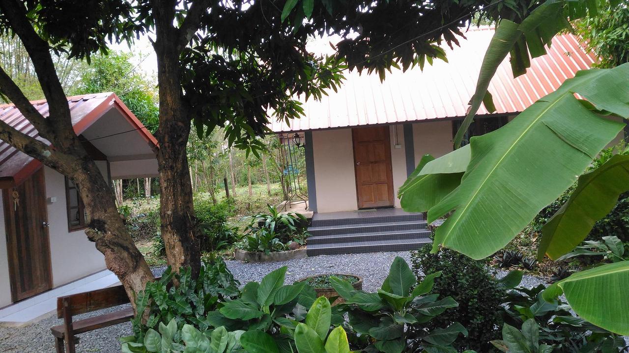 Areeya Resort Watthana Nakhon Экстерьер фото